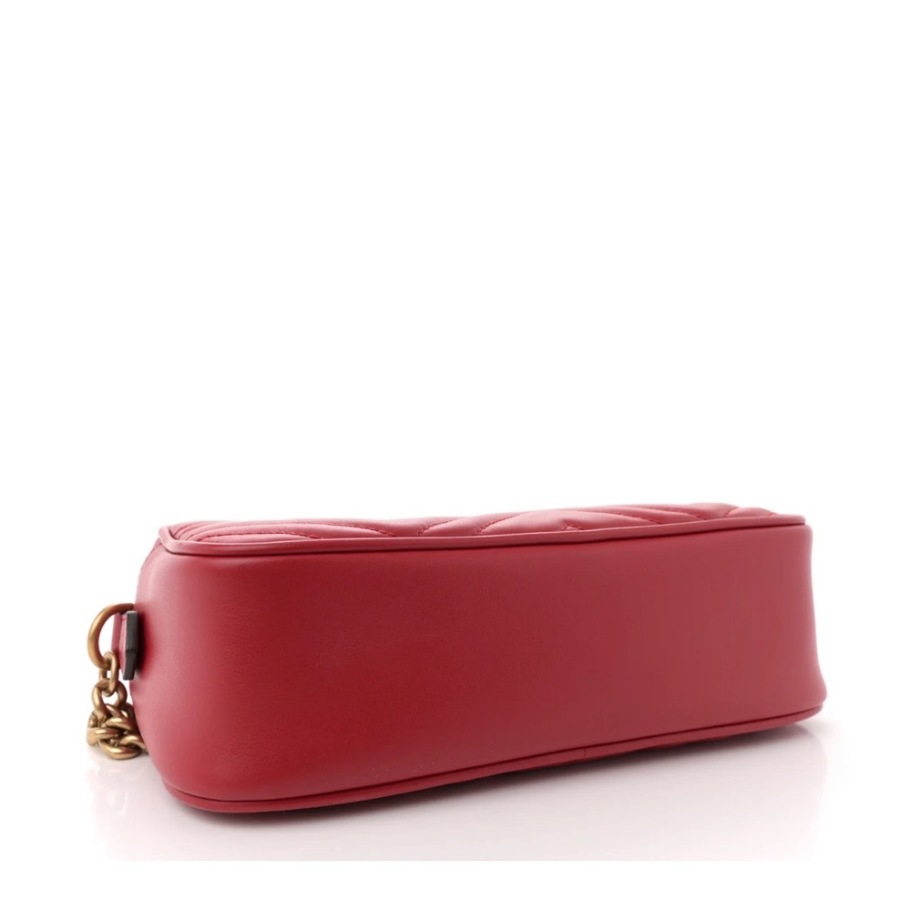 Gucci Red Chevron Leather Crossbody Bag with Gold GG - Picture 4 of 11